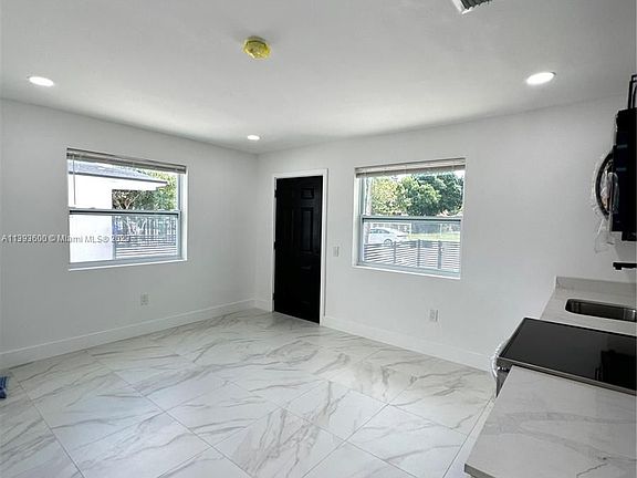 3rd image of 1451 NW 34th St #1451
