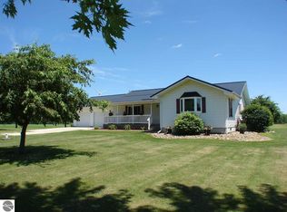 8370 N Woodbridge Rd, Wheeler, MI 48662