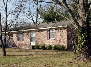 1022 Walton Ln, Cookeville, TN 38501