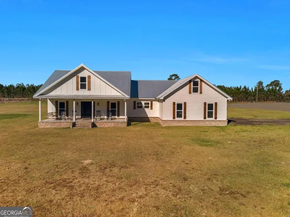 1651 Bennett Rd, Waycross, GA 31503