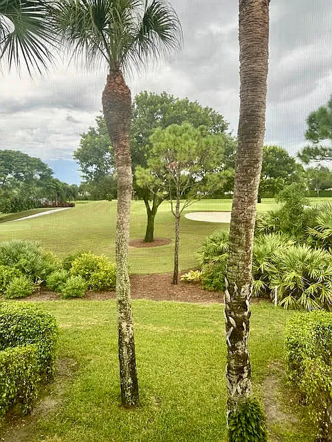 2 bed, 2.0 bath, 1311 sqft, $9,500 — Photo 4