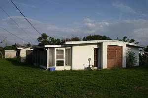 3rd image of 179 SE Calmoso Dr