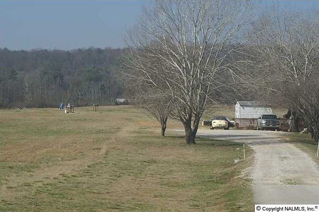 2nd image of 1736 S Bethel Rd