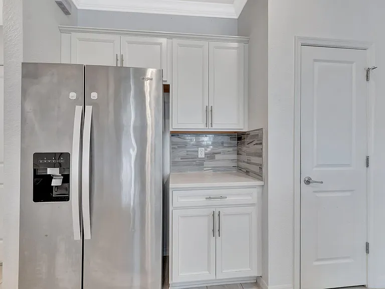 2854 Bard St — Photo 8