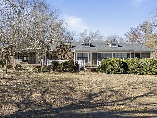 2nd image of 348 County Road 329