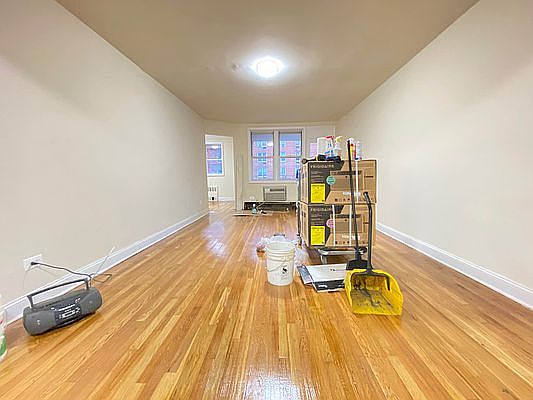5th image of 41-10 Bowne St #4
