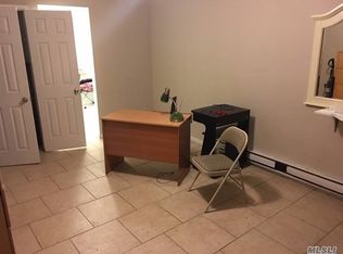 5762 Van Doren St APT 3C, Corona, NY 11368