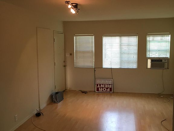 5th image of 500 S Fremont Ave APT B