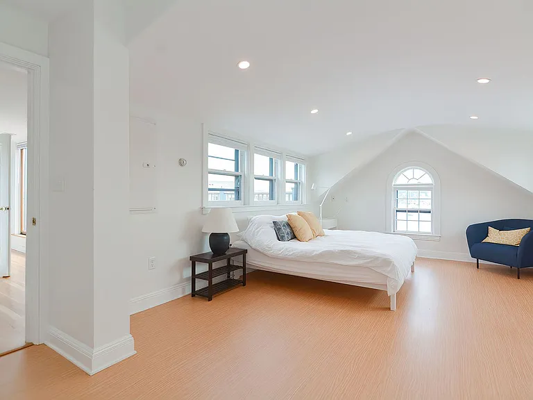 37 Rocky Neck Ave #A — Photo 27