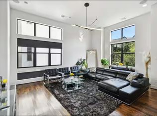 2830 Clay St, Houston, TX 77003