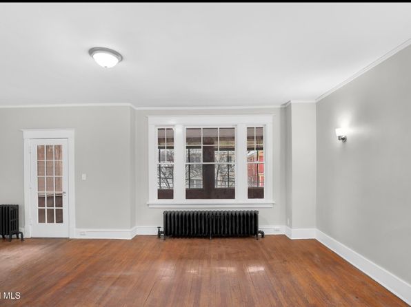 244 Morris St Floor 2