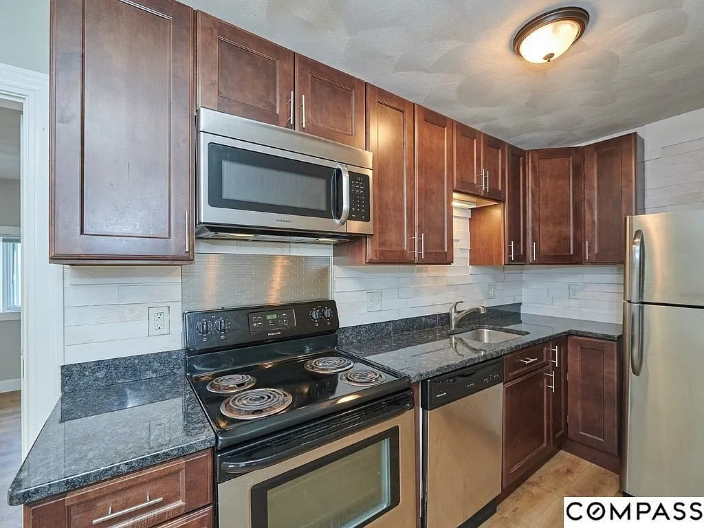 1 bed, 1.0 bath, 525 sqft, $1,850 — Photo 1