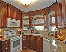 1st image of 404 Lakeside Cir