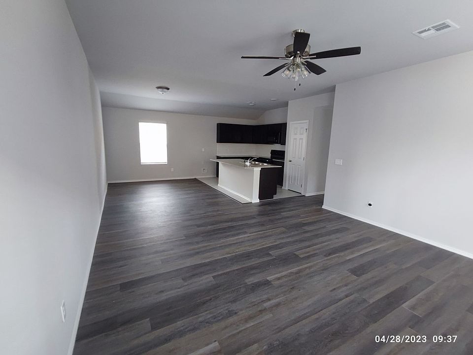 1st image of 2820 Caretta Ct