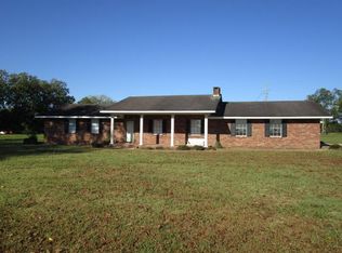 2869 Rogers Rd, Glennville, GA 30427