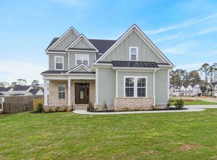 667 River Oaks Ln, Evans, GA 30809