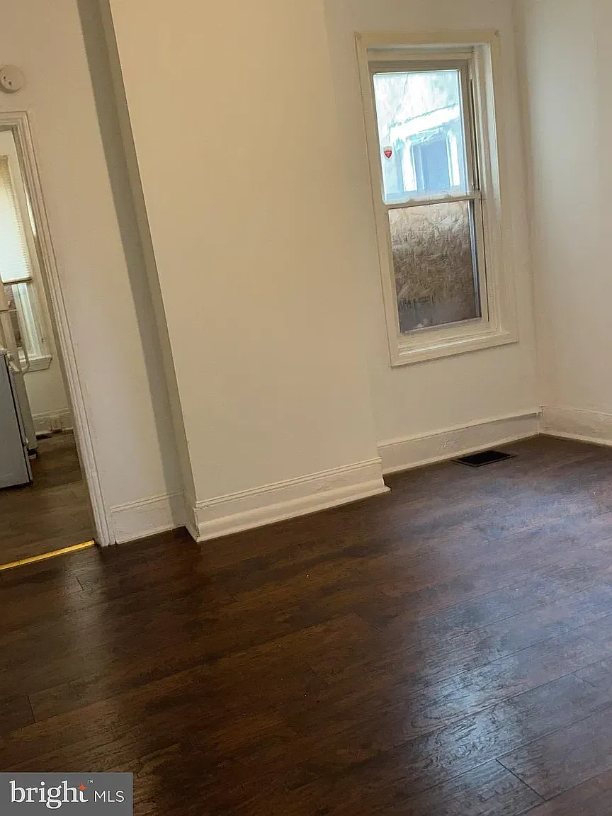 2 bed, 950 sqft, $1,380 — Photo 4