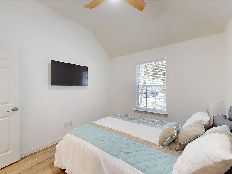 18 Avenswood Pl — Photo 14