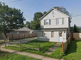 313 Osborn Ave, Riverhead, NY 11901