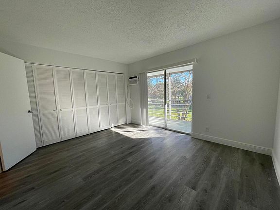 4th image of 172 Sussex I