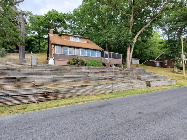 13811 Pinto Rd SW, Cumberland, MD 21502