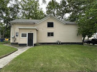 638 Saint Patrick St, Racine, WI 53402