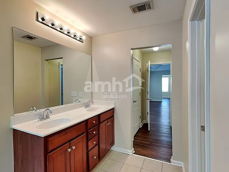 5232 Lexmark Cir — Photo 14