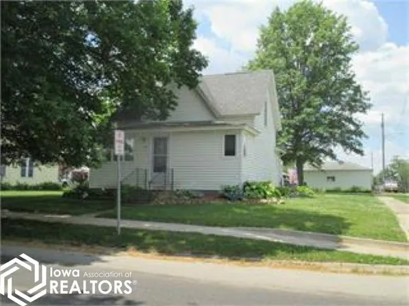 201 Highway 85, Deep River, IA 52222