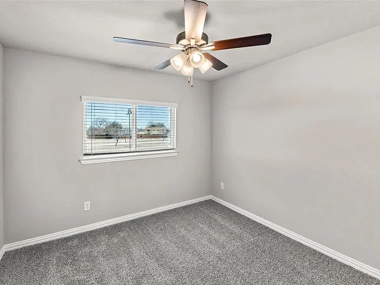 2820 Percheron Dr — Photo 22