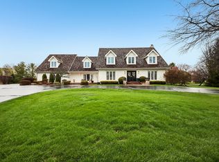 1980 Clover Dr, Inverness, IL