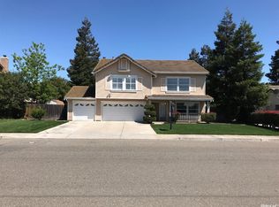 304 S Reinway Ave, Waterford, CA 95386
