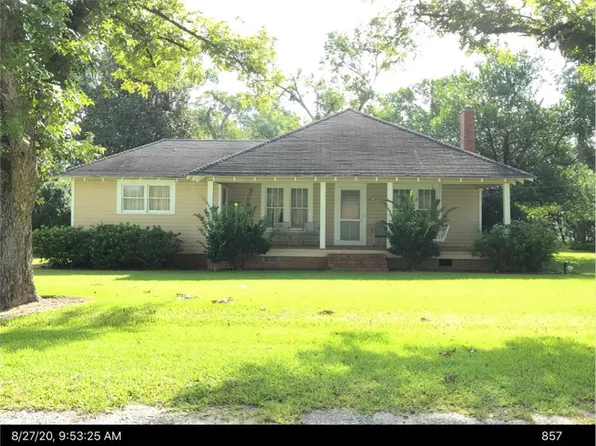 103 7th St S, Pitts, GA 31072
