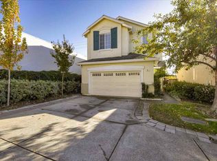 8 Egret Ct, Alameda, CA 94501