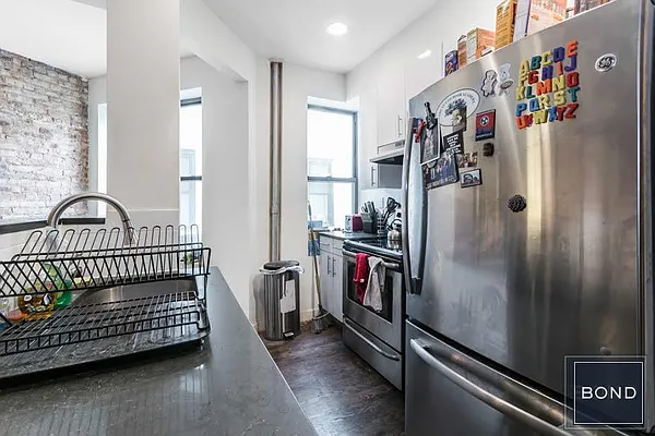 Rented by Bond New York | media 9