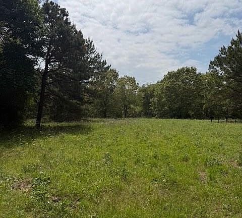 5th image of Na Cherokee Trl