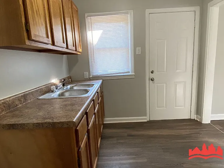 2853 Sage Rd — Photo 6