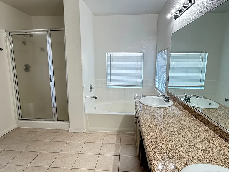 3380 Stacey Lyn Dr — Photo 18