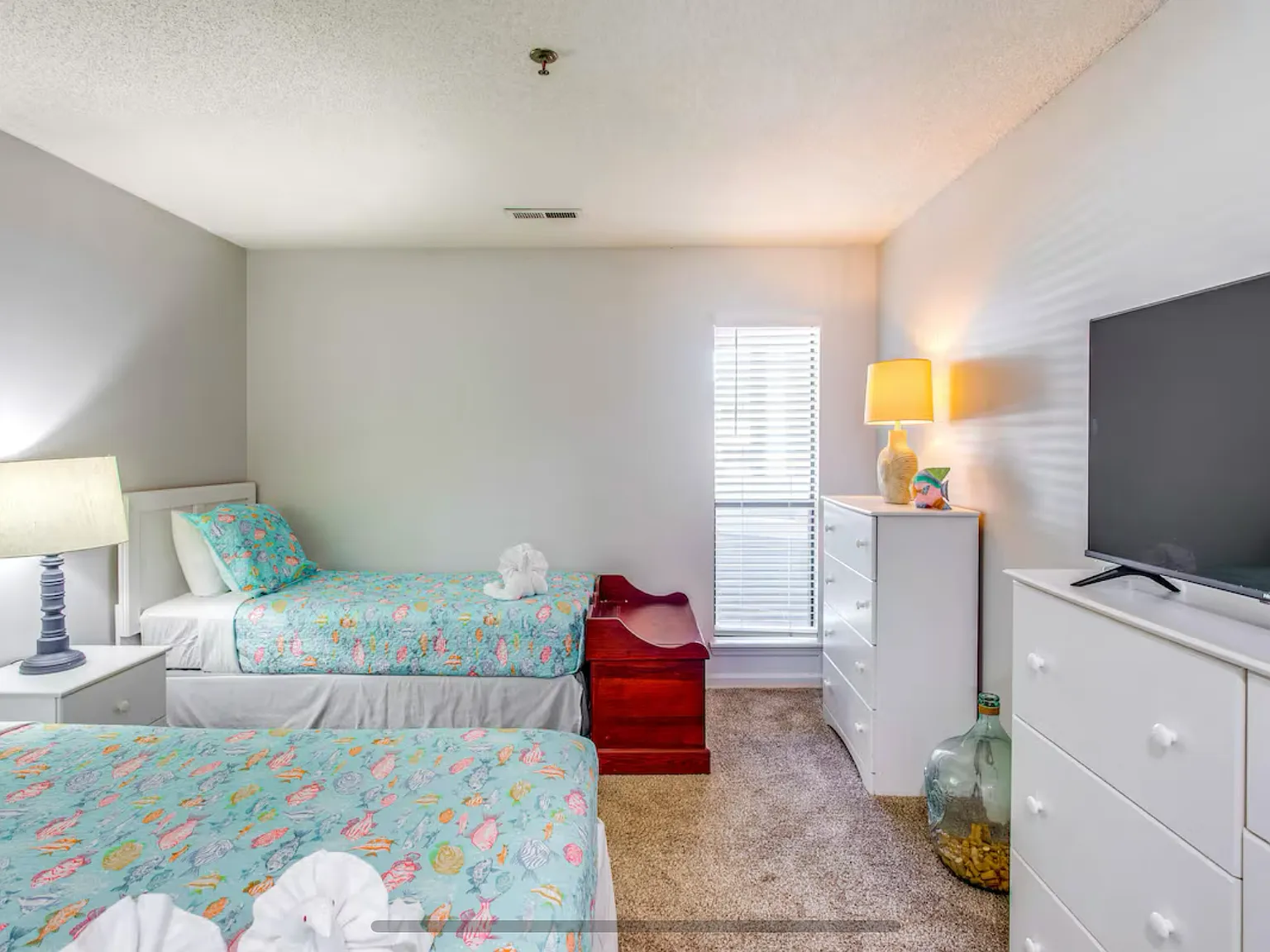 2 bed, 960 sqft, $1,350 — Photo 3