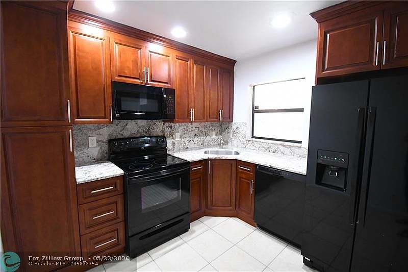1st image of 3456 NW 47th Ave