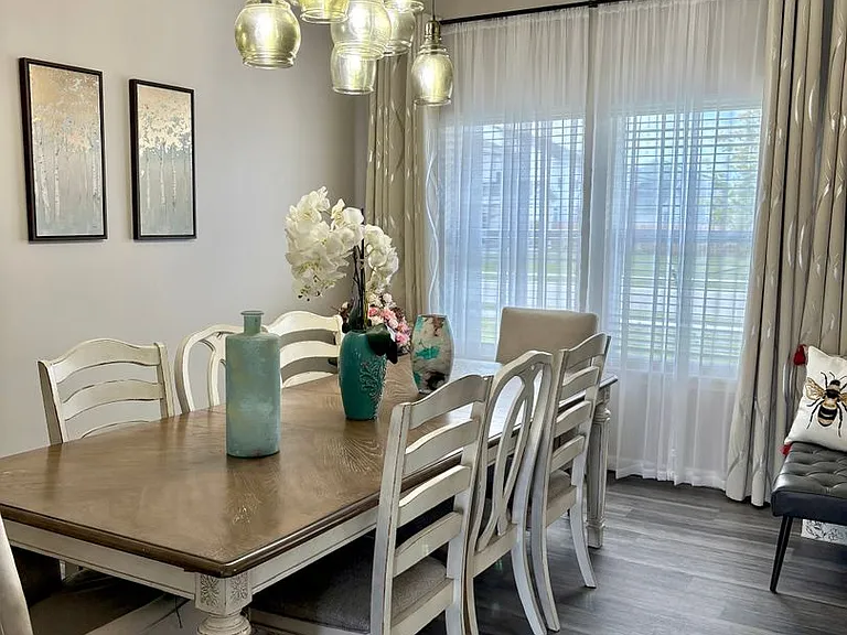 423 Wallingford St — Photo 3