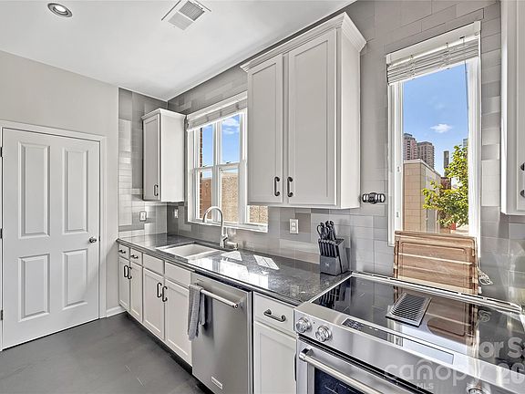 4th image of 1425 Camden Rd