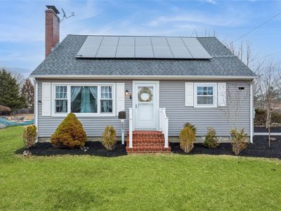 97 Pine Neck Avenue, East Patchogue, NY, 11772