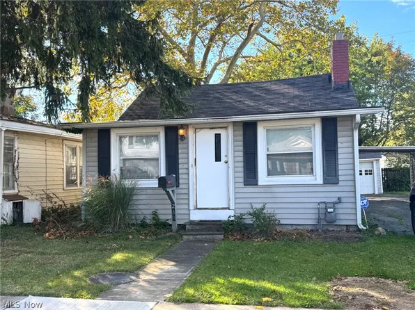 240 E 238th St, Euclid, OH 44123