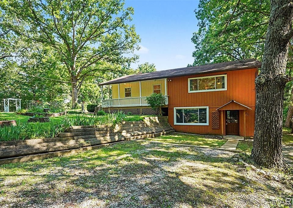 1st image of 5072 Oak Tree Ln