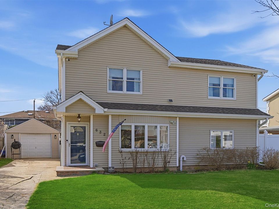 1st image of 632 Wyngate Drive W
