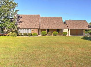 17872 W Coyote Tl S, Sand Springs, OK 74063