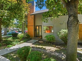 1003 E Strawberry Ln, Boise, ID 83712