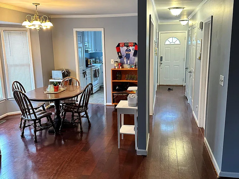 Family Room to Front Door / Hallway