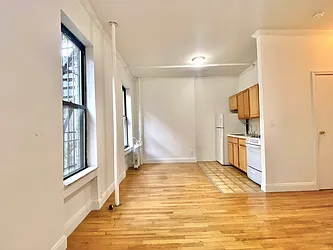 Rented by Living New York