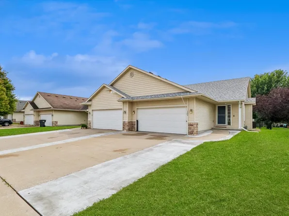 547 SW 46th St, Ankeny, IA 50023